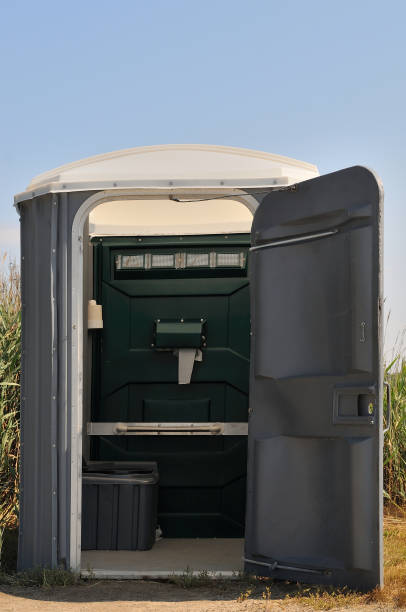 Best Sanitation services for porta potties  in Buckeye Lake, OH